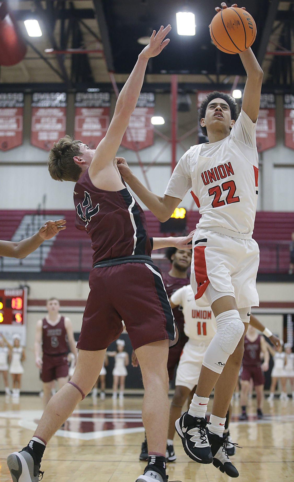 UNION v JENKS BASKEBALL